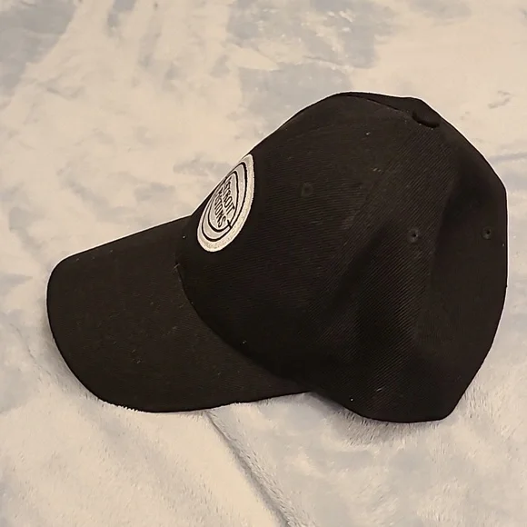 Detroit Pistons black hat - Picture 2 of 9